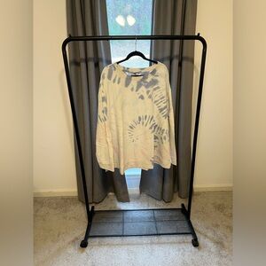 Ava & Viv Blue and White Tie-Dye Top